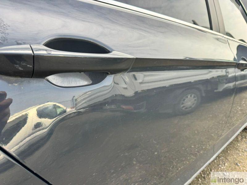 Araç Fotoğrafı 12