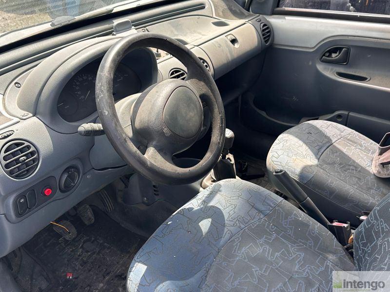 Satılık Renault Kangoo 2001 - İstanbul Şişli ilan görseli 15