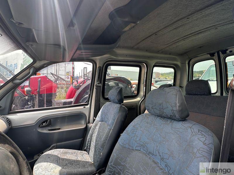 Satılık Renault Kangoo 2001 - İstanbul Şişli ilan görseli 16